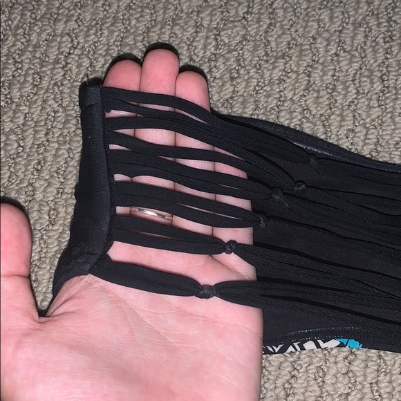 Ripcurl bikini top - Picture 3 of 3